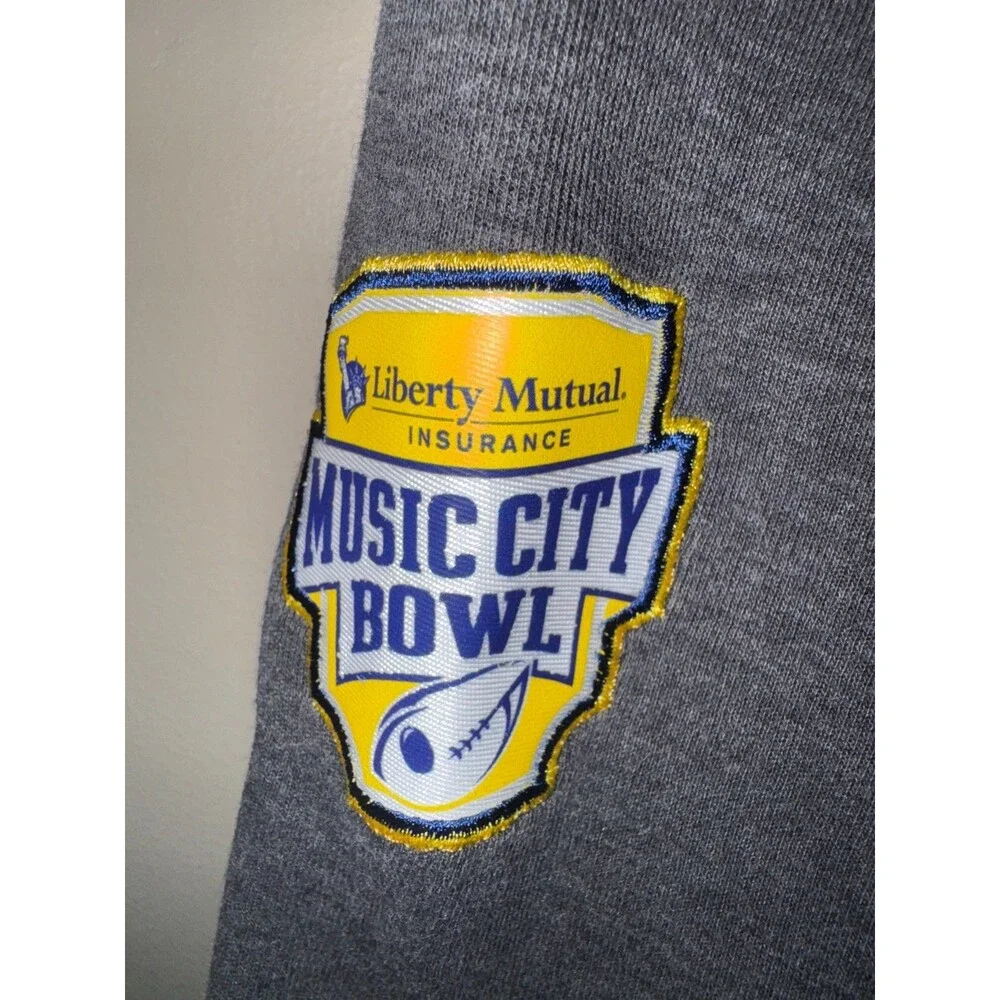 Nike Tennessee Volunteers Team Issue Music Bowl Tech Fleece Windrunner Jacket XL